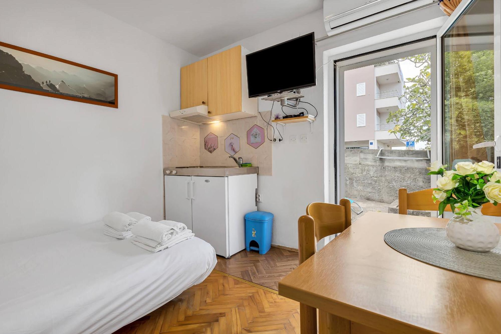 Studios Jakov Makarska Esterno foto